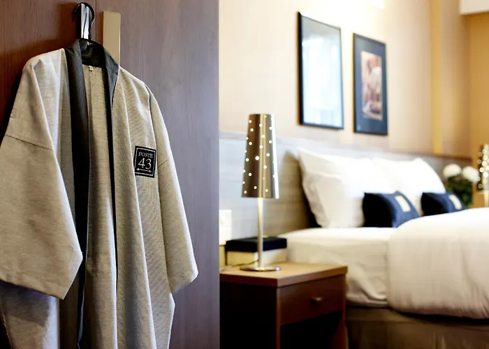 Hotel Poste 43